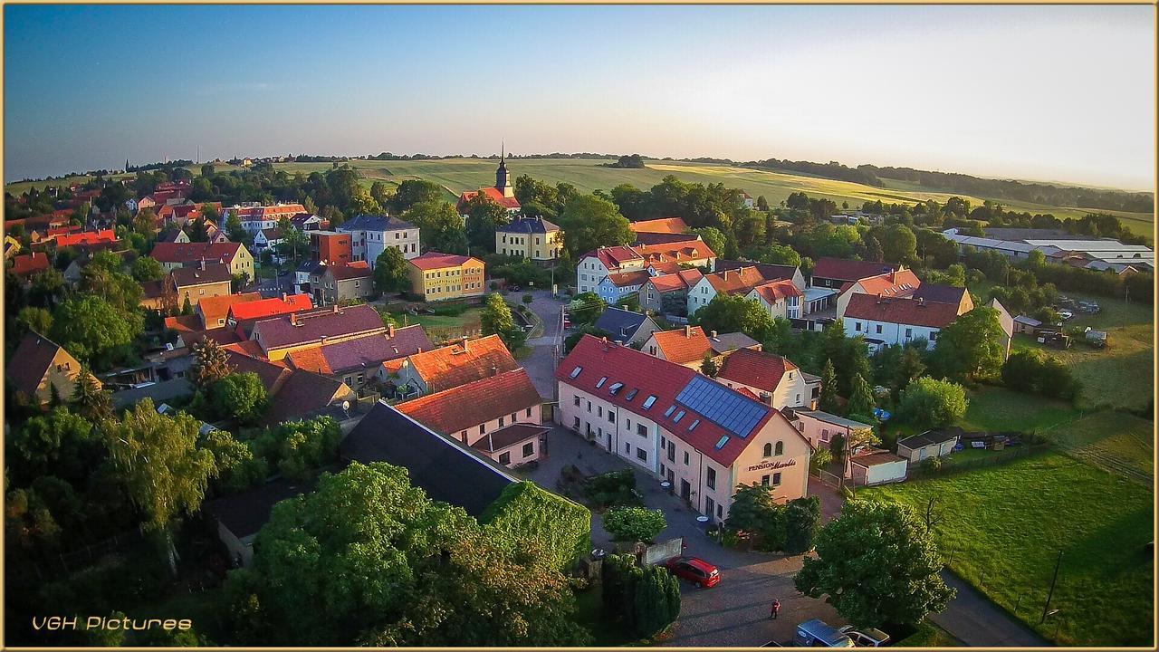 Hotel "Pension Marlis" Garni Reichenberg  Exteriör bild